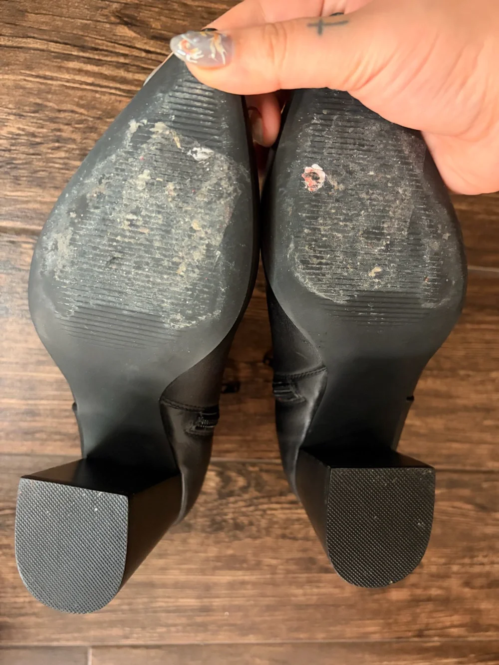 Steve Madden Black Pointed Toe Leather Ankle Boots with Block Heel